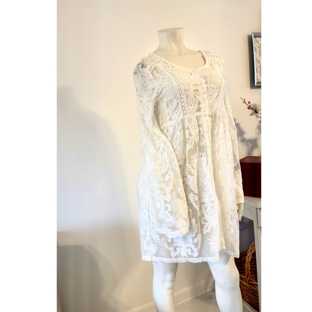 MINKPINK White Lace Mesh Top - Picture 7 of 11